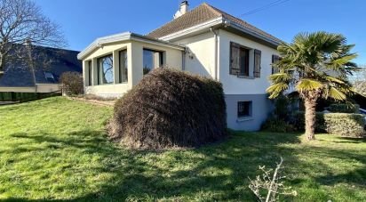House 9 rooms of 318 m² in Lingreville (50660)