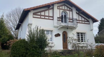 House 5 rooms of 176 m² in Oloron-Sainte-Marie (64400)