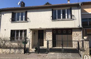 House 4 rooms of 155 m² in Serqueux (52400)