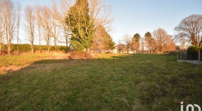 Land of 916 m² in Bellac (87300)