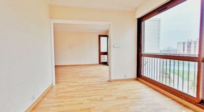Appartement 4 pièces de 80 m² à Ris-Orangis (91130)