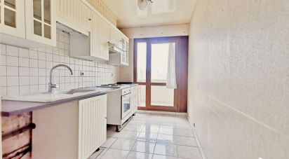 Apartment 4 rooms of 80 m² in Ris-Orangis (91130)