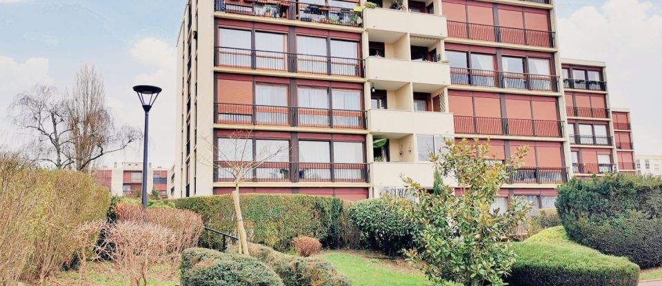 Appartement 4 pièces de 80 m² à Ris-Orangis (91130)
