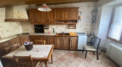 House 4 rooms of 94 m² in Tousson (77123)