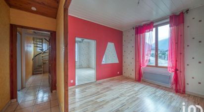 House 6 rooms of 173 m² in Domène (38420)