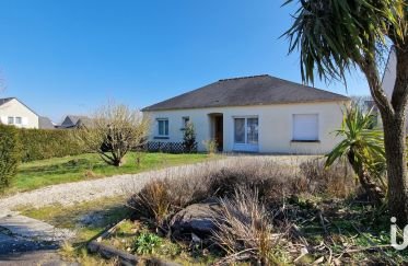 House 4 rooms of 125 m² in Sévérac (44530)