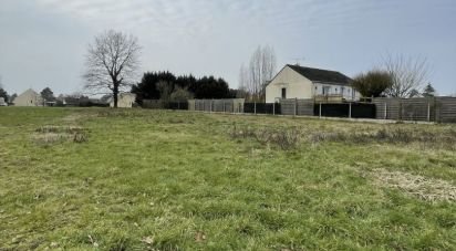 Land of 1,025 m² in Gy-les-Nonains (45220)