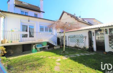 House 5 rooms of 80 m² in Montreuil (93100)