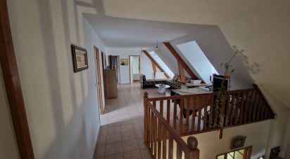 House 7 rooms of 181 m² in Poilly-lez-Gien (45500)