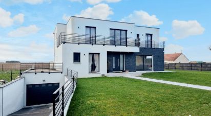 House 7 rooms of 318 m² in Sermaises (45300)