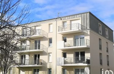 Apartment 3 rooms of 70 m² in Brest (29200)