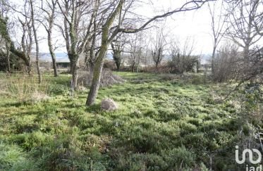 Land of 2,400 m² in Vieille-Brioude (43100)