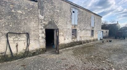Barn conversion 4 rooms of 215 m² in Vérines (17540)