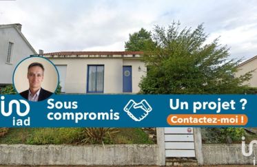 Maison 4 pièces de 86 m² à Mortagne-sur-Sèvre (85290)