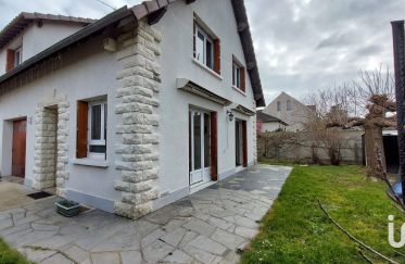 House 4 rooms of 87 m² in Chilly-Mazarin (91380)