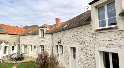 House/villa 10 rooms of 260 sq m in Fontenay-le-Vicomte (91540)