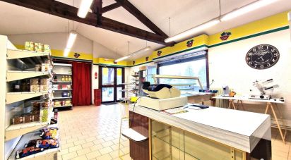 Retail property of 110 m² in Les Salles (42440)