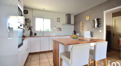 House 7 rooms of 150 m² in Le Taillan-Médoc (33320)