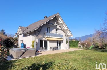 House 6 rooms of 144 m² in Héry-sur-Alby (74540)