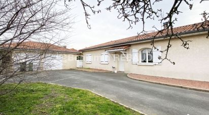 House 4 rooms of 113 m² in Pouilly-lès-Feurs (42110)