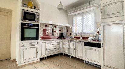 Traditional house 5 rooms of 131 m² in Lagarde (65320)