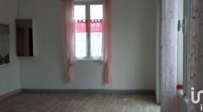 House 4 rooms of 94 m² in Sérifontaine (60590)