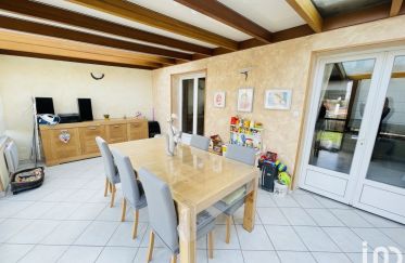 House 4 rooms of 105 m² in Dechy (59187)