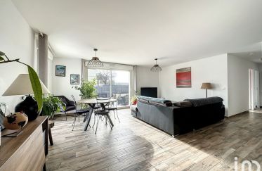 House 4 rooms of 93 m² in L'Isle-Jourdain (32600)