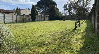 Land of 639 m² in Libourne (33500)