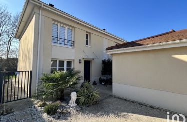 House 4 rooms of 92 m² in Montévrain (77144)