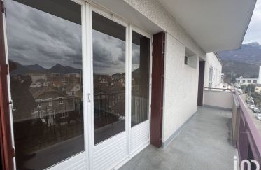 Apartment 2 rooms of 57 sq m in Échirolles (38130)