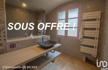 Traditional house 4 rooms of 115 m² in Berné (56240)