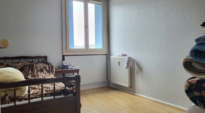 Apartment 4 rooms of 70 m² in Tulle (19000)