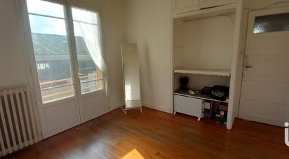 House 3 rooms of 67 m² in Charmes-sur-l'Herbasse (26260)