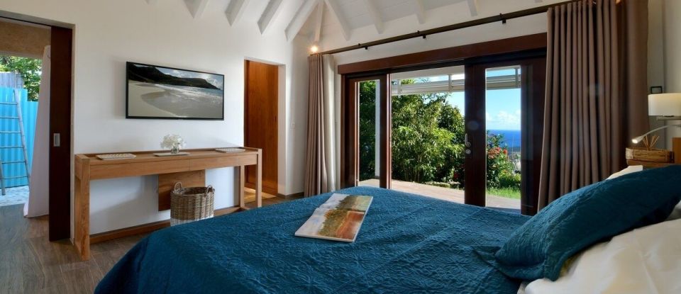 House 4 rooms of 220 m² in Saint-Barthélemy (97133)