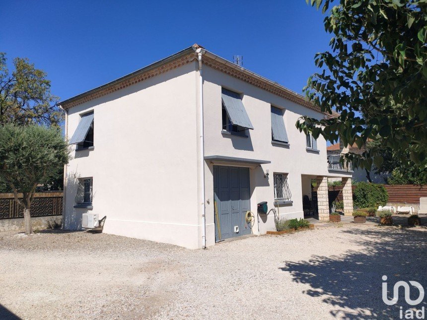 House 5 rooms of 113 m² in Sorgues (84700)
