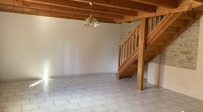 House 3 rooms of 108 m² in Anrosey (52500)