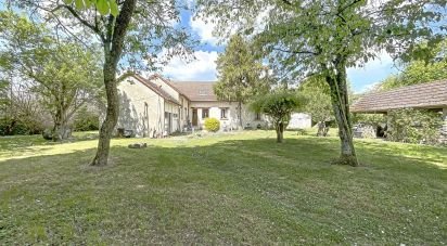 House 7 rooms of 186 m² in La Chapelle-Gauthier (77720)