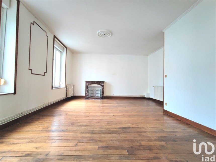 Appartement 2 pièces de 86 m² à Charleville-Mézières (08000)