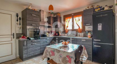 House 6 rooms of 100 m² in Guérard (77580)