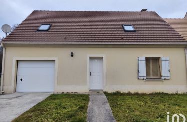 House 6 rooms of 110 m² in Sivry-Courtry (77115)