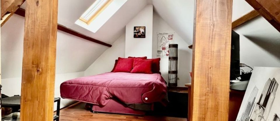 Traditional house 5 rooms of 93 m² in Vert-Saint-Denis (77240)