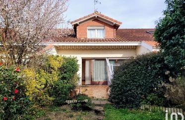 House 3 rooms of 96 m² in Grenade-sur-l'Adour (40270)