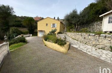 House 5 rooms of 142 m² in Grasse (06130)