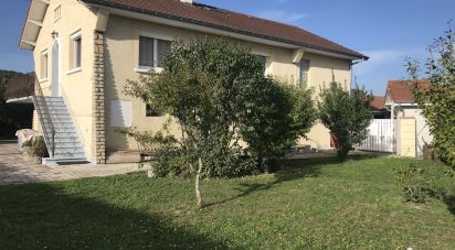 Maison 5 pièces de 110 m² à Bourgoin-Jallieu (38300)