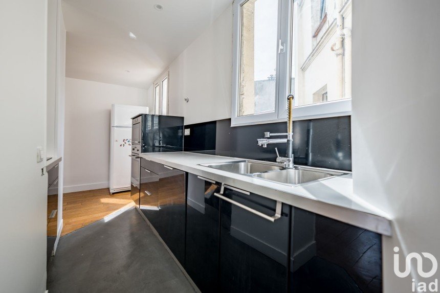 Apartment 4 rooms of 83 m² in Paris (75018)