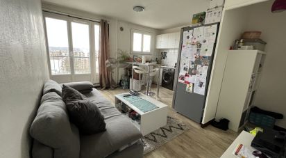 Apartment 1 room of 33 m² in Épinay-sur-Seine (93800)