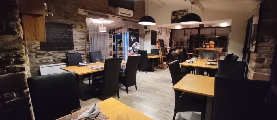 Restaurant of 103 m² in Combes (34240)