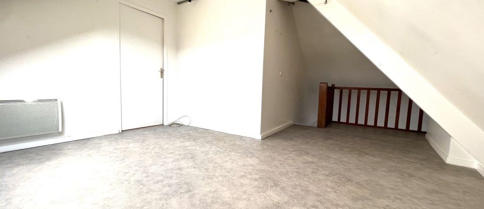 Apartment 2 rooms of 30 m² in Poissy (78300)