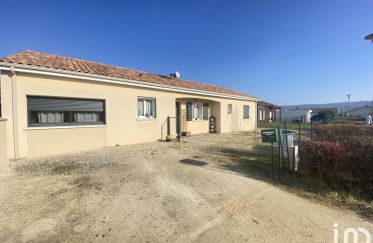 House 5 rooms of 122 m² in Vouneuil-sur-Vienne (86210)